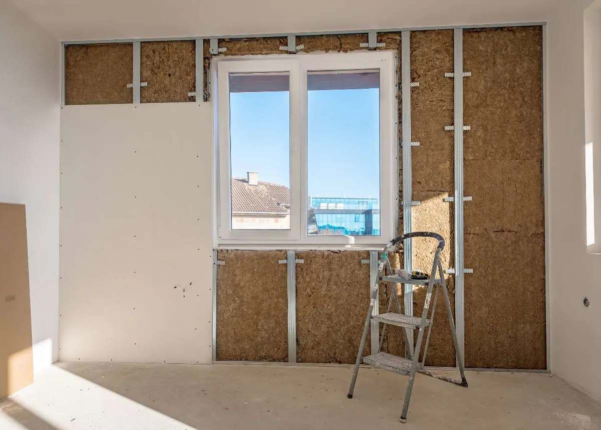 Instalación aislamiento térmico en pared interior - Irún