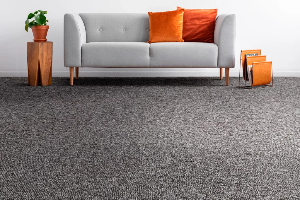 Sols Souples PVC, Lino et Moquette à Biarritz — Reformas Ordoñez sol PVC imitation bois posé dans une cuisine à Biarritz