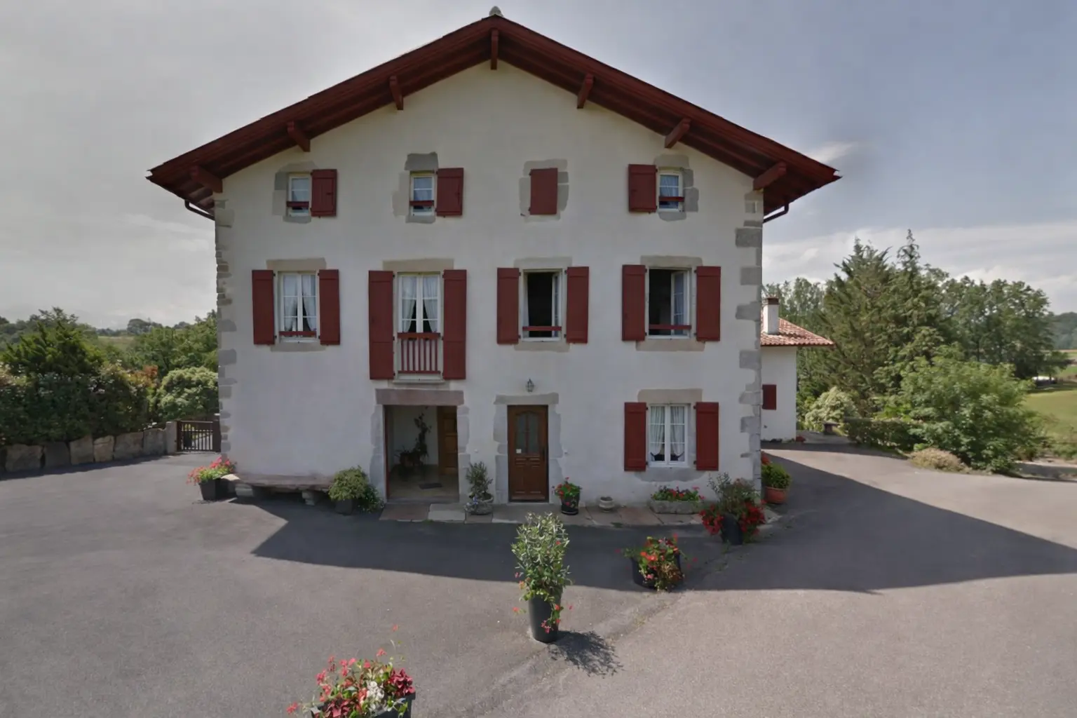 Entreprise de rénovation de bâtiment à urrugne dans un chantier de rénovation complète de maison | Reformas Ordoñez