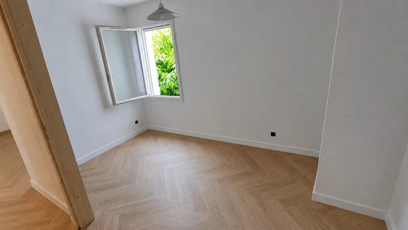 resultado escalera nueva de madera en una casa antigua de Irún